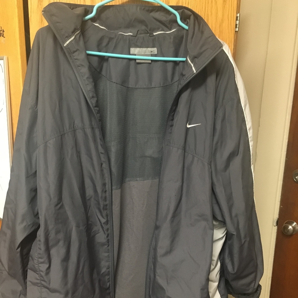 Vintage Grey Nike Windbreaker